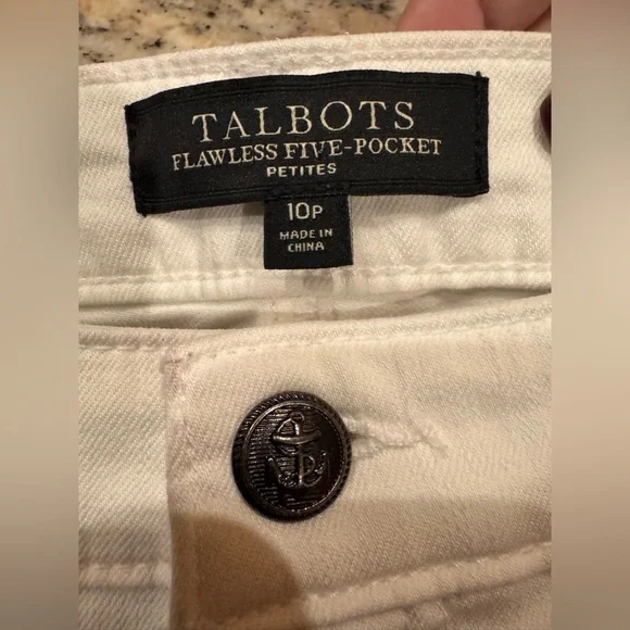 Talbots flawless 5 pocket petite. White Pants with adorable button accents. 10P - Picture 2 of 16